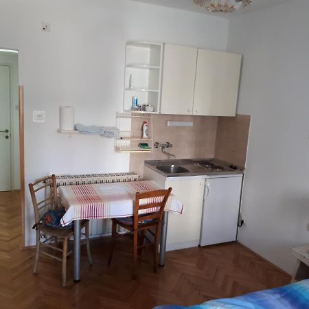 Apartments Lucija Stari Grad  Exterior photo